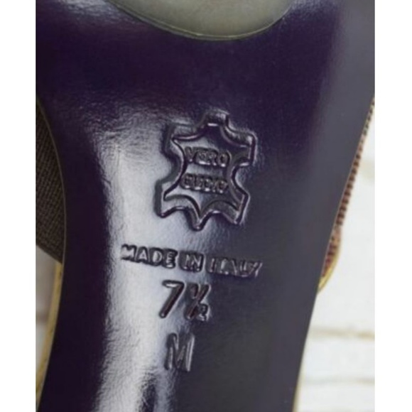 Donald J Pliner - Couture Heels Size 7.5 - Picture 6 of 8